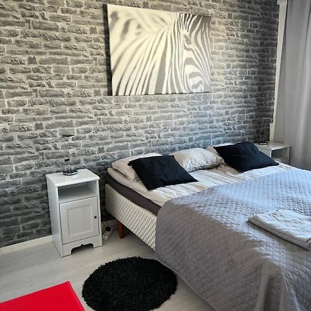 Kemi City L Near Snowcastle, 2 Rooms, Kitchen, Glazed Balcony, Free Parking On Street Luaran gambar
