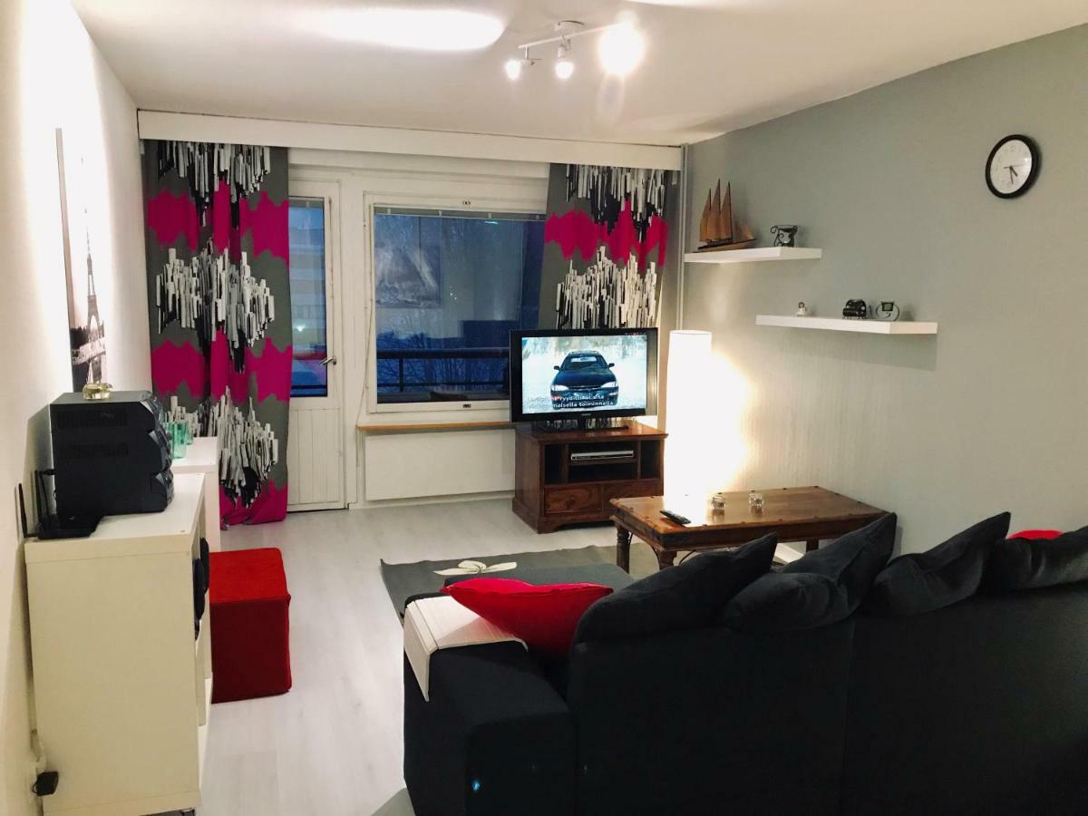 Kemi City L Near Snowcastle, 2 Rooms, Kitchen, Glazed Balcony, Free Parking On Street Luaran gambar