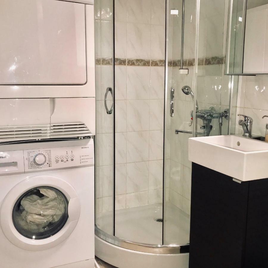 Kemi City L Near Snowcastle, 2 Rooms, Kitchen, Glazed Balcony, Free Parking On Street Luaran gambar